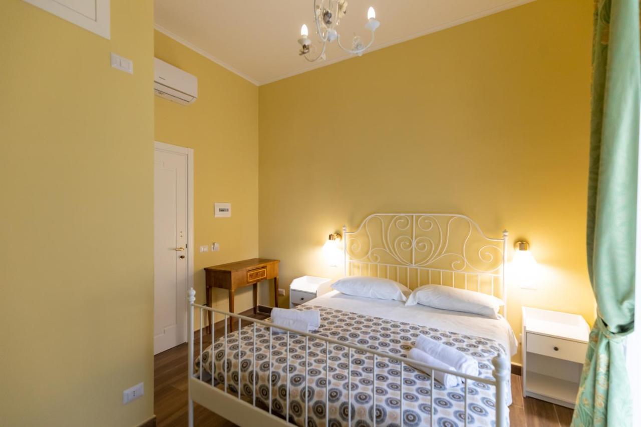 Palazzo Del Principe San Severo 3 Bedrooms & Terrace! Neapel Exteriör bild